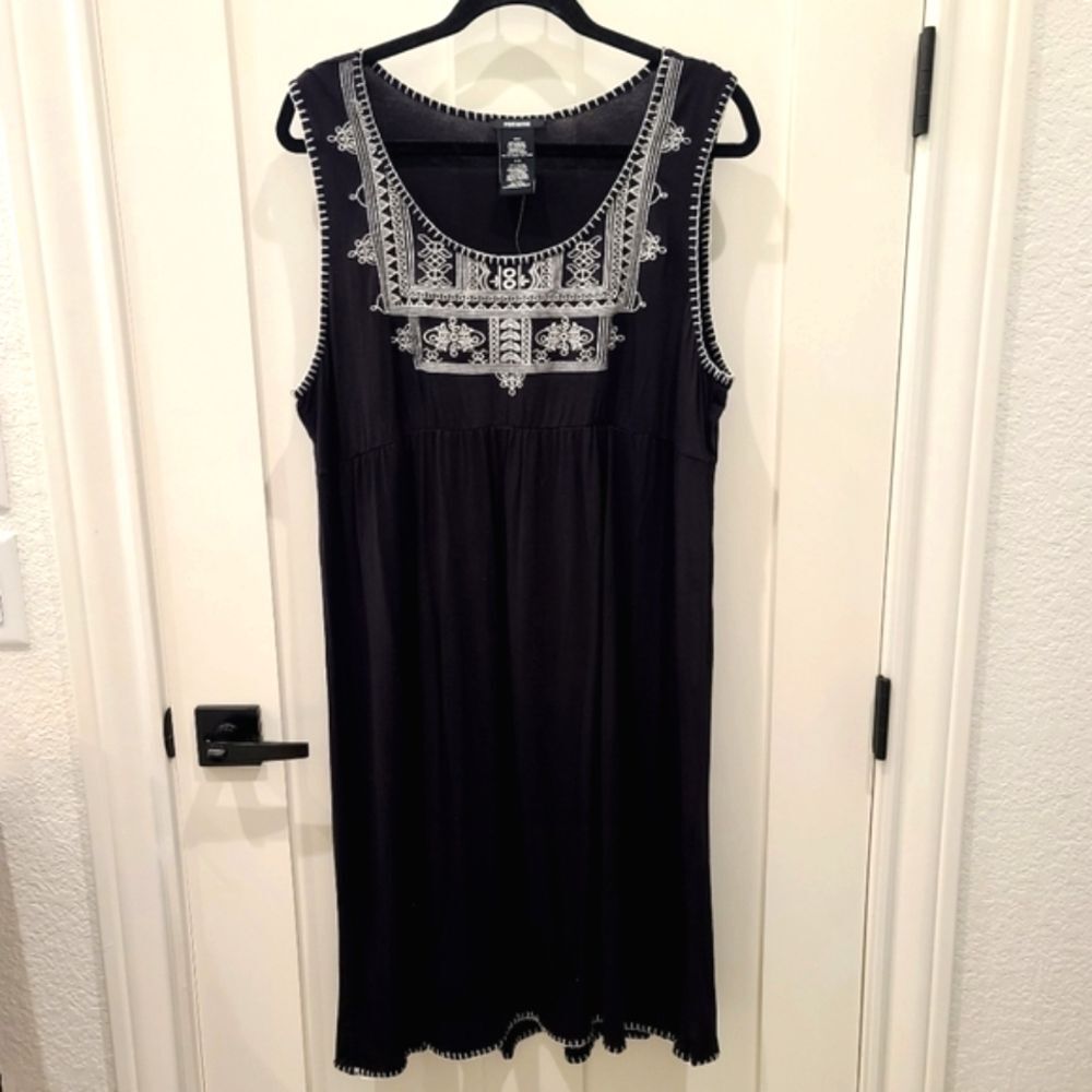 NWT Premise Black Sleeveless Tank Dress White Embroidery XXL
